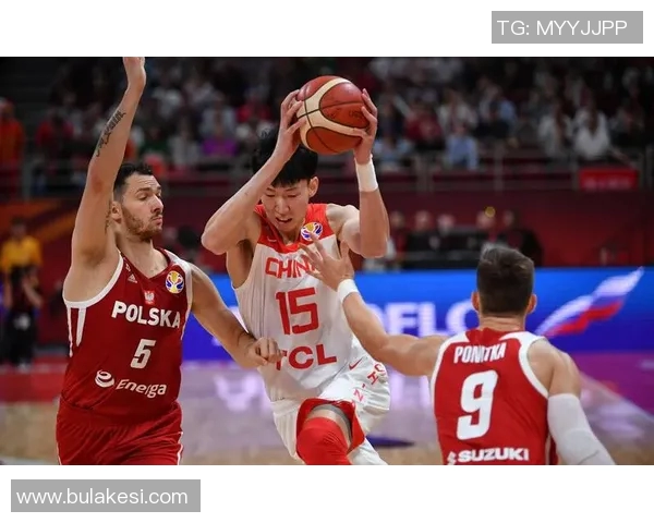 周琦表现惊艳豪华两双助力球队赢得比赛展现超强统治力 周琦表现惊艳豪华两双助力球队赢得比赛展现超强统治力