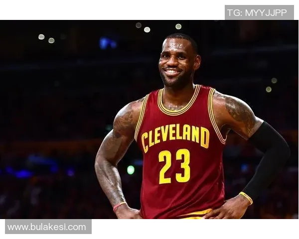 近45年内仅有詹姆斯文班和萨尔在21岁前单场达成30分10板5助2断2帽的壮举