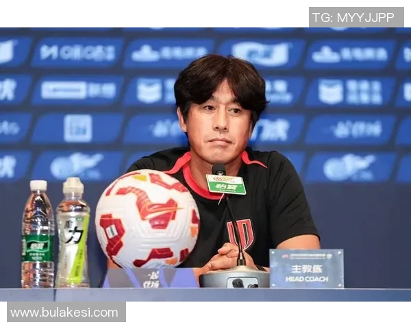 徐正源暂停与蓉城续约或将重返K联赛引发关注