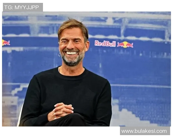 克洛普亲临巴黎德比现场见证圣日耳曼与巴黎FC激战全程