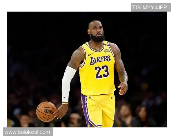 詹姆斯对湖人新赛季开局充满期待Shams透露他对球队的兴奋之情