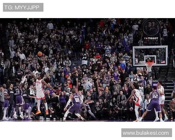 特纳状态回暖表现抢眼13投8中三分命中率高达625砍下23分6篮板4抢断1盖帽