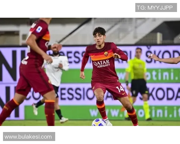 罗马昔日英雄重聚哲科赛后亲吻德罗西感动全场