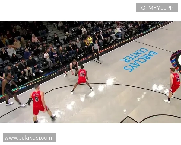 篮网主帅称沃尔夫积极防守能力强可换防小个子且具备出色篮板能力