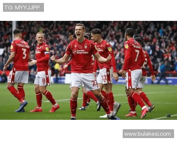 英超精彩回顾利兹联主场战胜诺丁汉森林展现强大实力